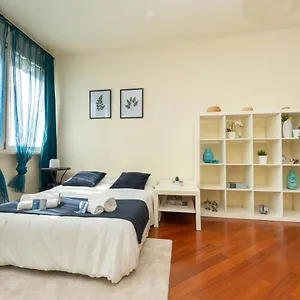  Apartment Stazione - Centro Elegante Con Netflix