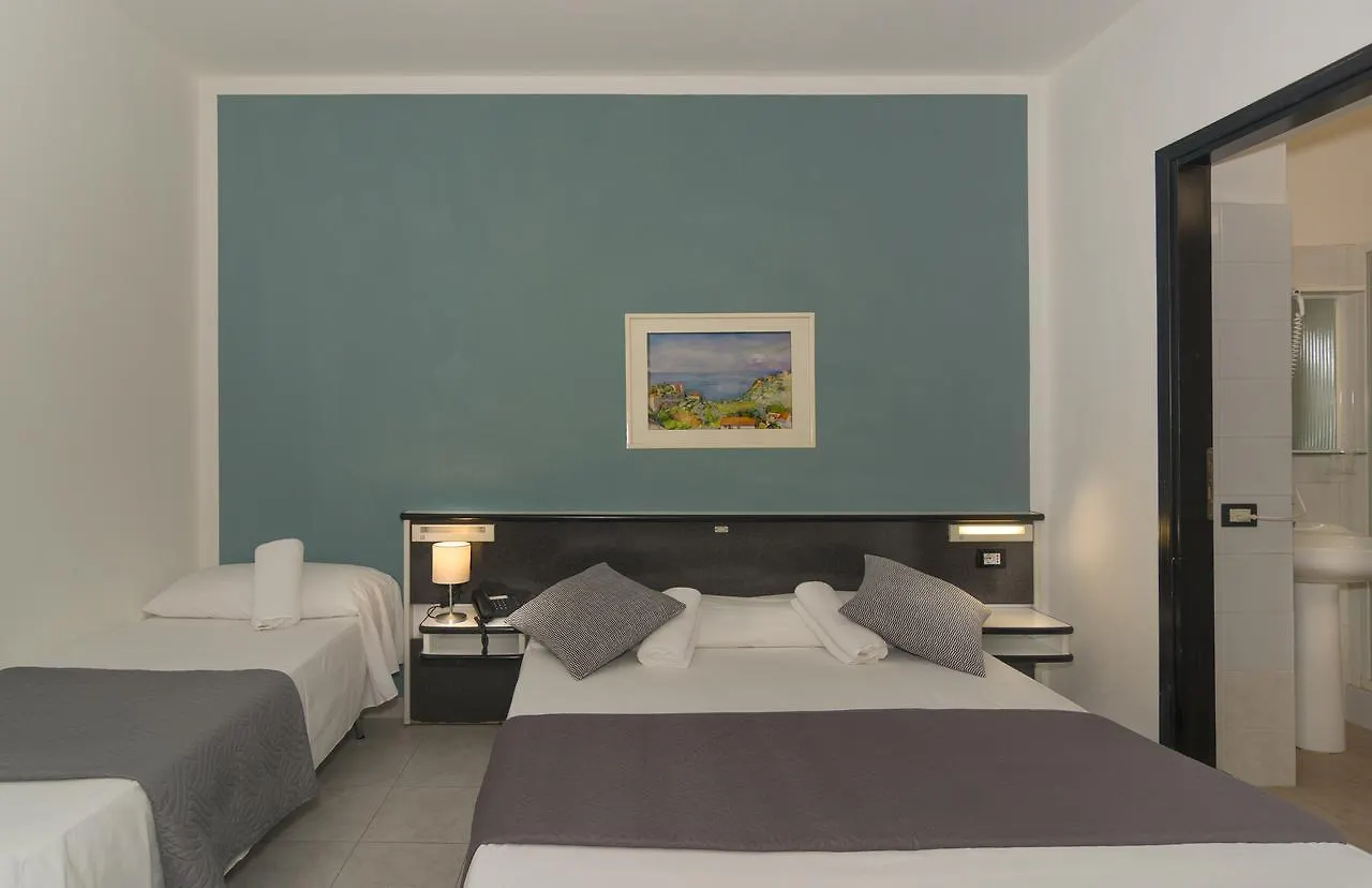 Hotel Amalfitana Pisa 2*,  Italien